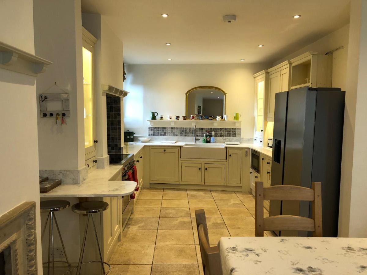 Lauras Townhouse Apartments Lansdown Slope Townhouse Μπαθ Εξωτερικό φωτογραφία